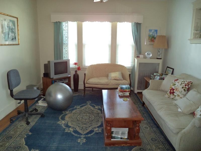 34 Baker St 2 - Photo 2 of 12