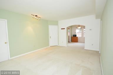 1812 N Queens Ln #4-219 - Photo 3 of 18