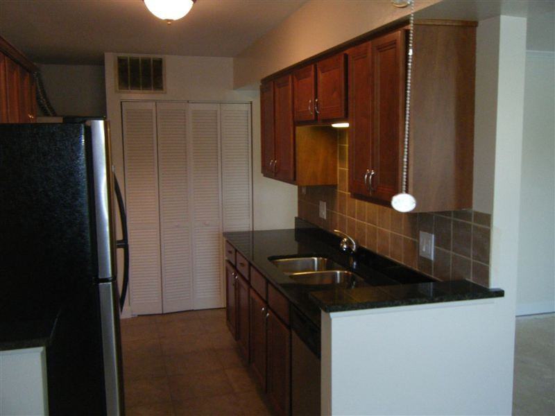 500 N Lake Shore Dr - Photo 2 of 7