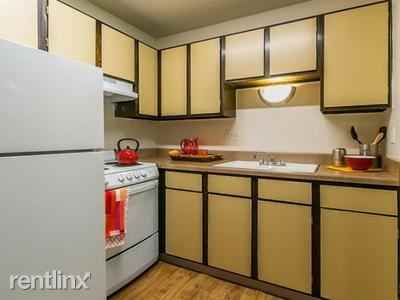 Austin Park Apartment Homes - Photo 2 of 12