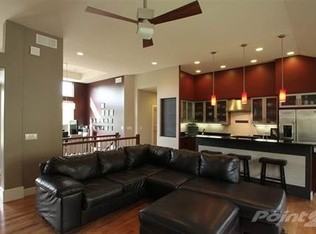 2952 Dubuque St NE - Photo 3 of 9