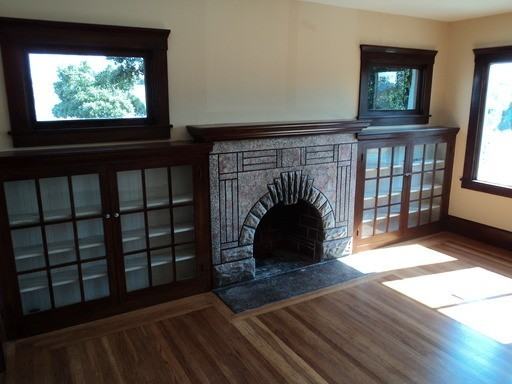 4128 E 18th St - Photo 3 of 6