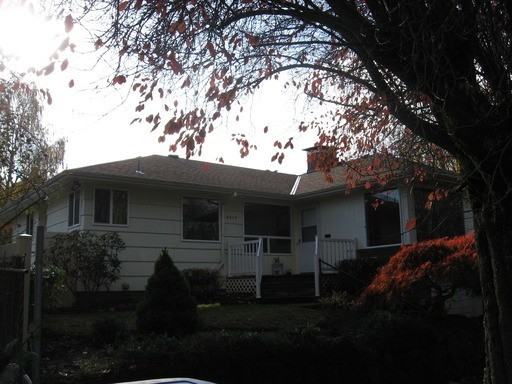 6012 SE Clinton St - Photo 2 of 12