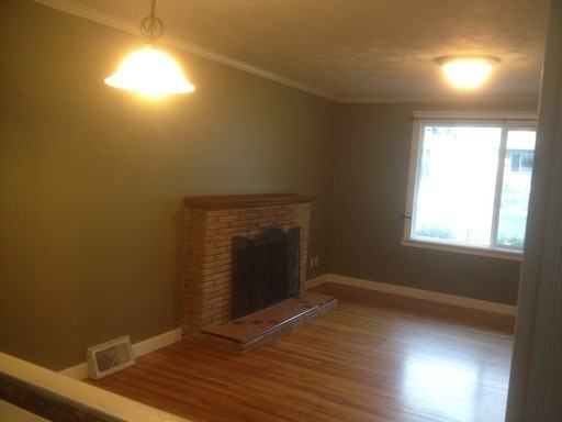 2211 W Rosewood Ave - Photo 3 of 10