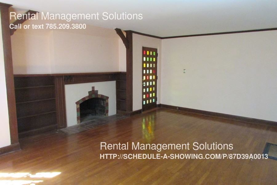 1269 SW Pembroke Ln - Photo 3 of 14