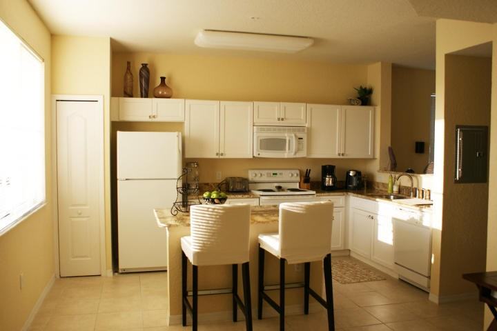 11013 Legacy Lane 304 - Photo 3 of 5