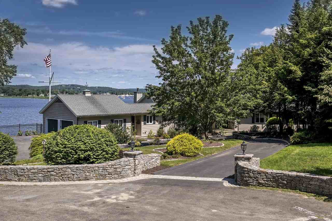 32 Hemlock Dr - Photo 2 of 31