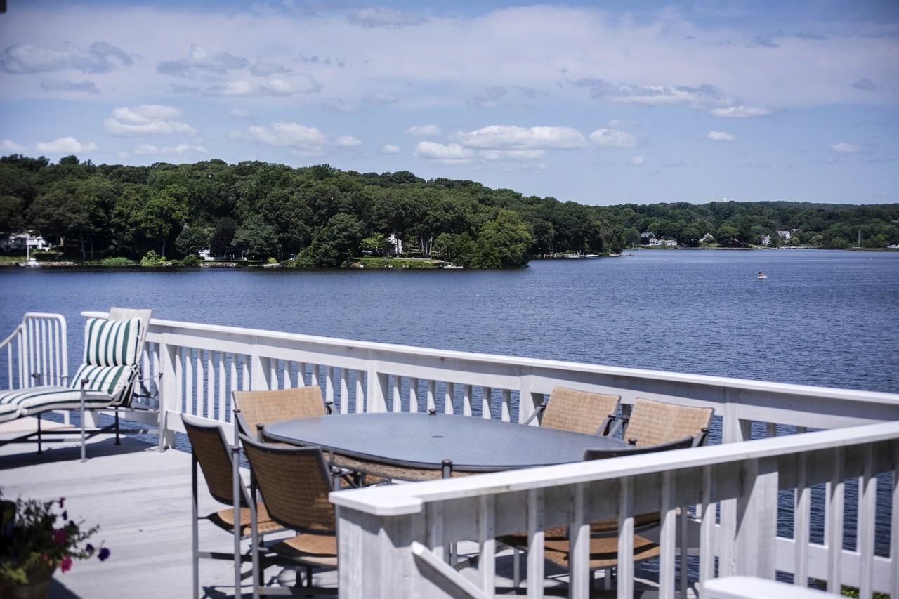 32 Hemlock Dr - Photo 3 of 31