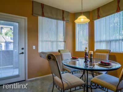 Sonoma Landing Luxury Apartments - Photo 3 of 14
