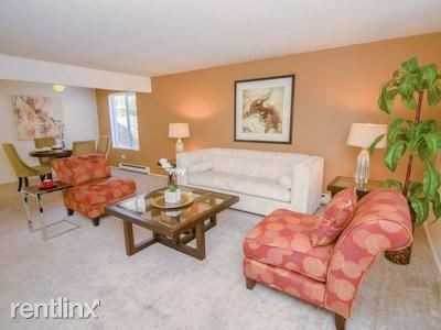 Lakeside Apartments - Photo 3 of 16