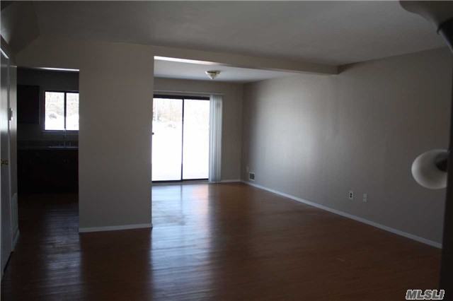 4 W Pond Ct - Photo 2 of 8