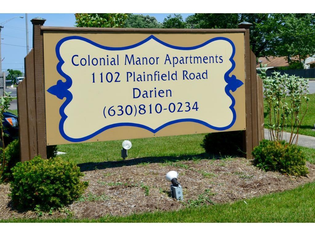Colonial Manor Apartments - Photo 2 of 19