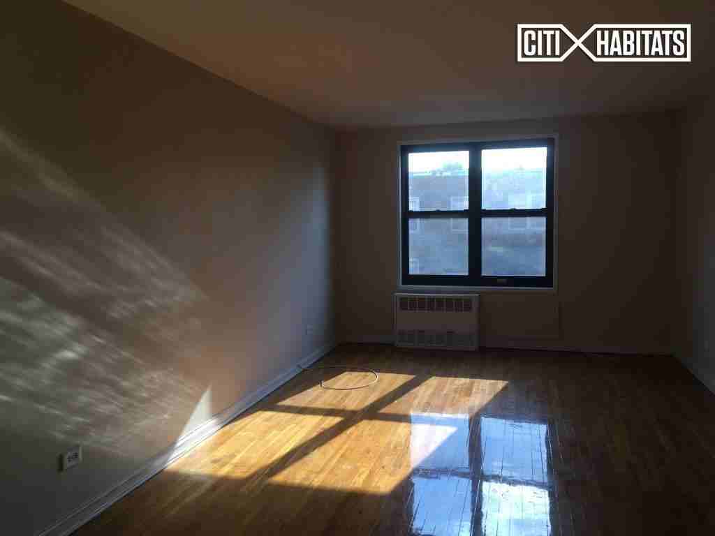 Gravesend Neck Rd #2D