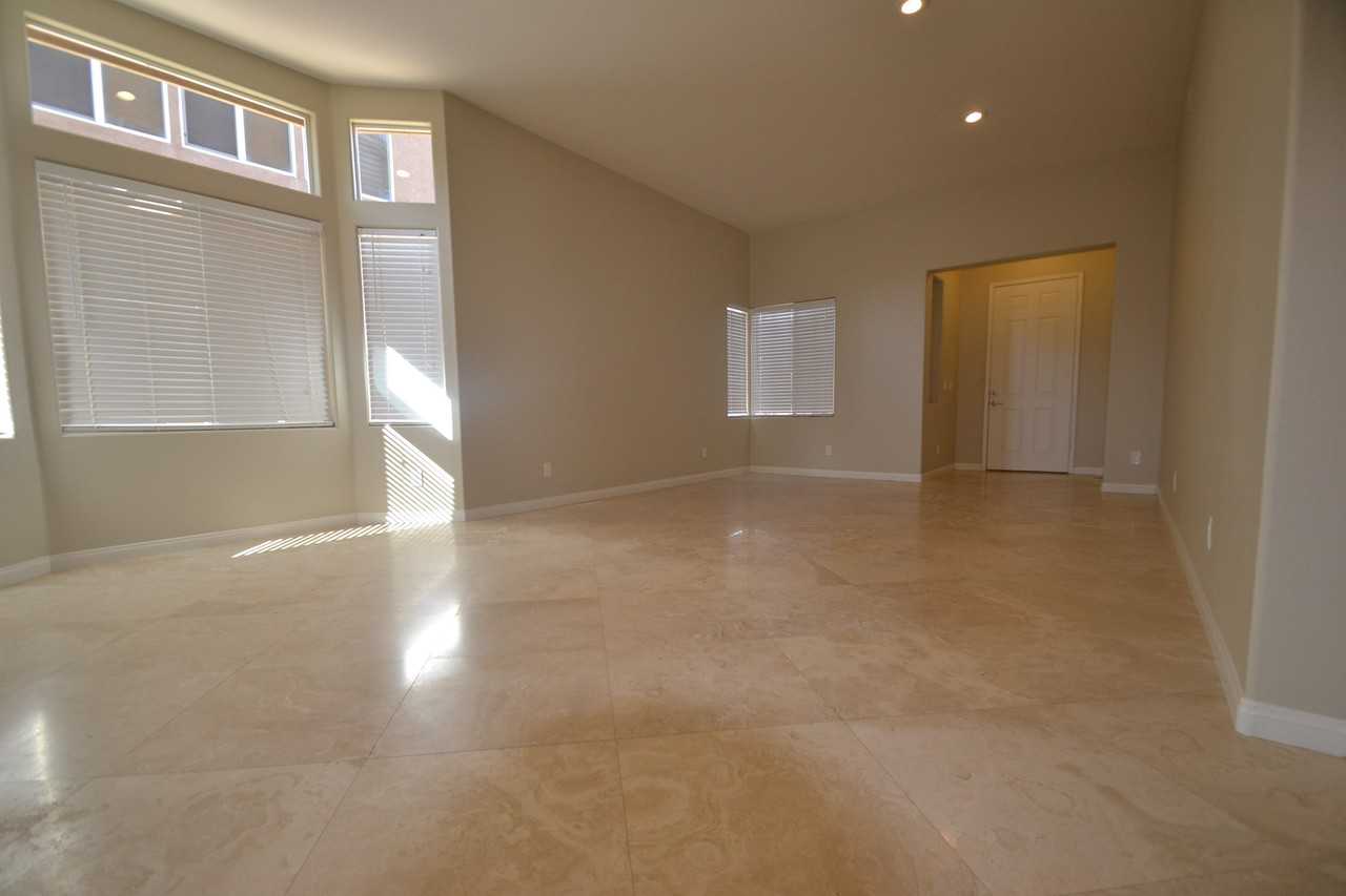 9691 Desert Daisy Ct - Photo 3 of 17