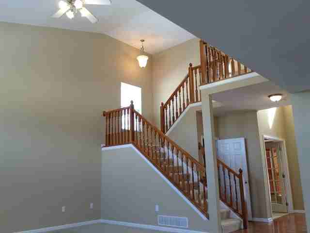 279 Auburn Dr - Photo 2 of 14