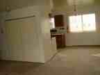 Joslyn Place Apartments - Photo 3 of 8