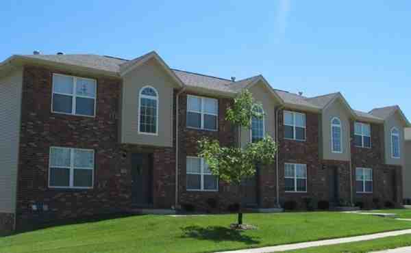 Parkside Commons Townhomes - Photo 3 of 4