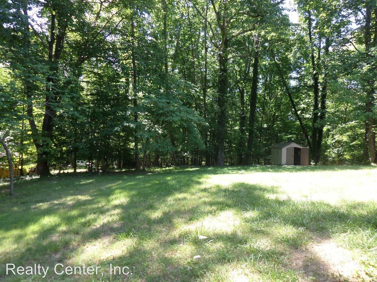 118 Ogontz Ln - Photo 3 of 9