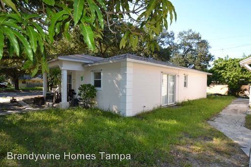 2971 6th Ave S - Photo 2 of 5