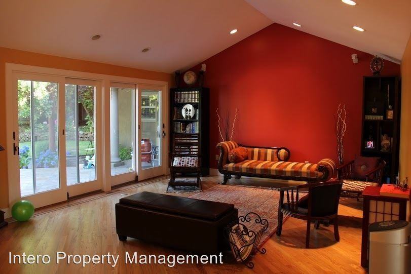 1430 Highland View Ct - Photo 2 of 9