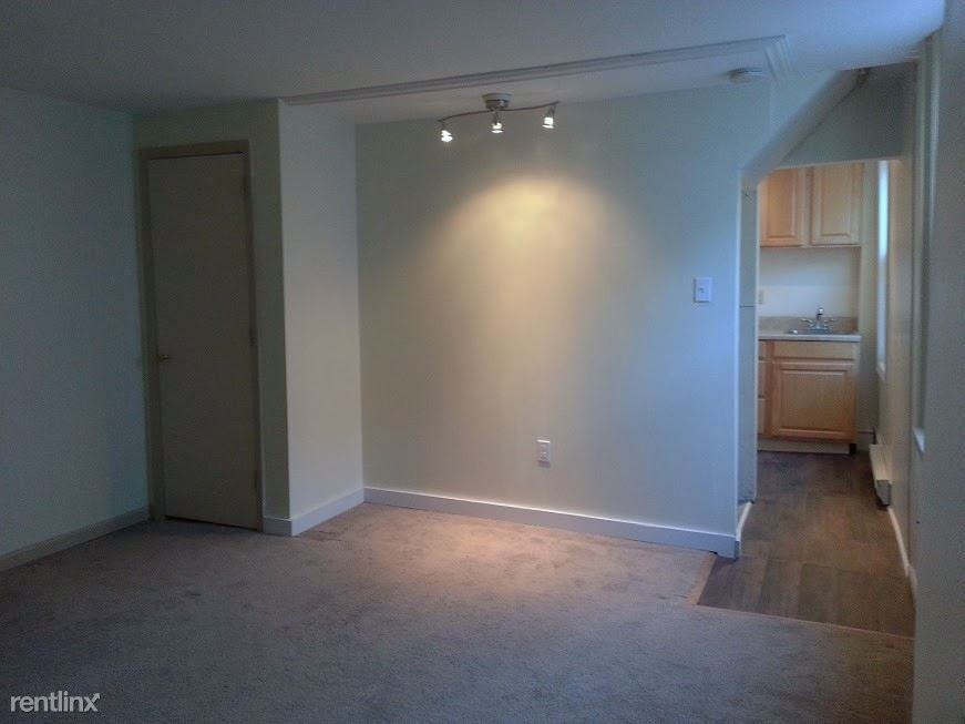 216 S York Rd - Photo 2 of 6