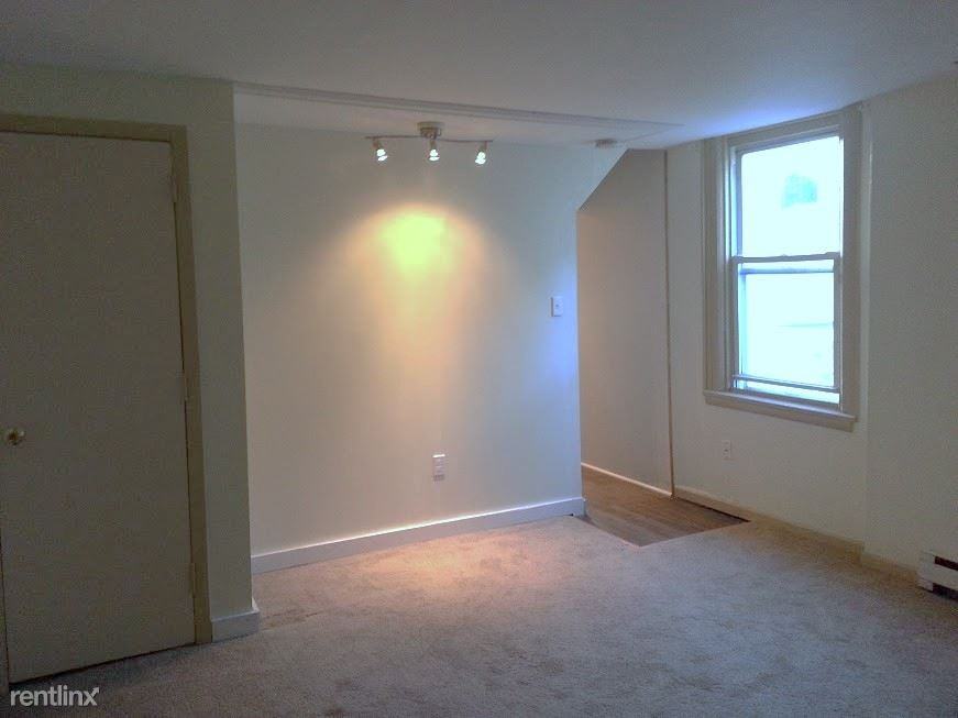 216 S York Rd - Photo 3 of 6