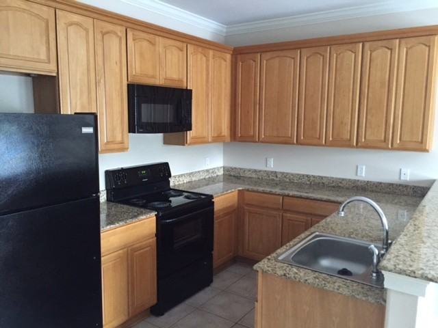 3497 Riverbend Cove - Photo 2 of 7