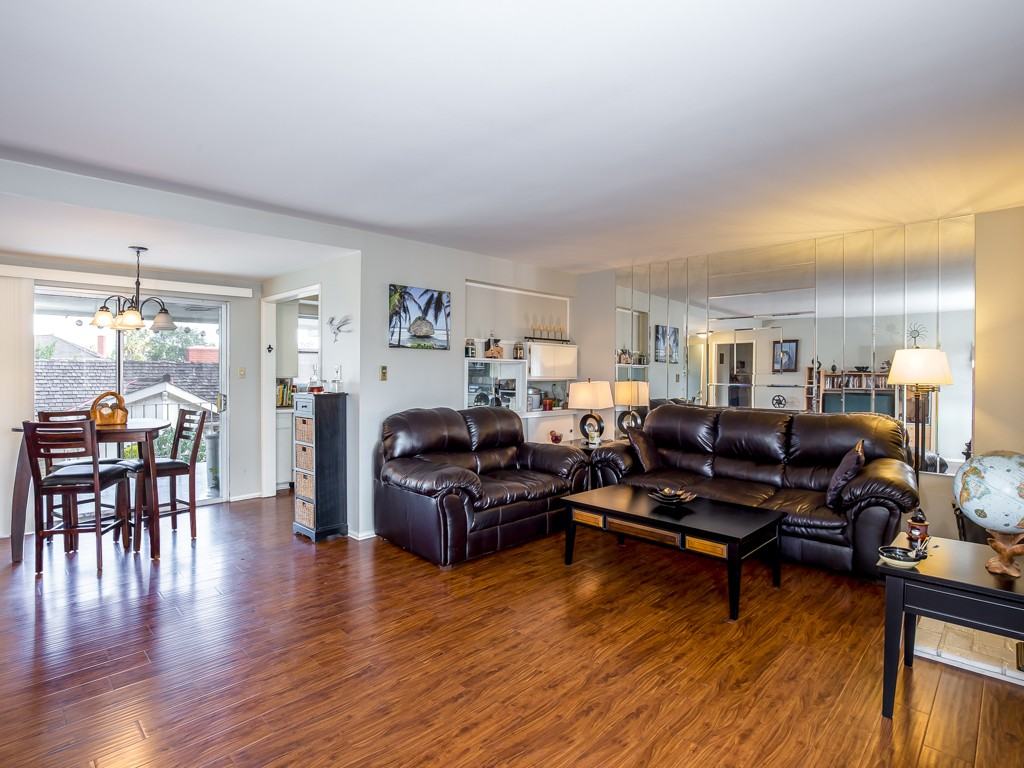 23046 Nadine Cir - Photo 2 of 21