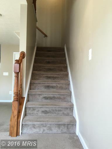 18342 Democracy Ave - Photo 3 of 26