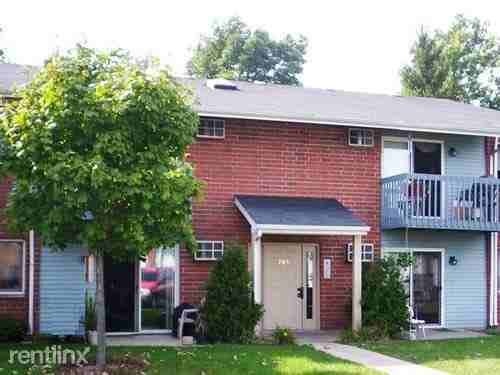 Westside Crest Apartments - Photo 2 of 24