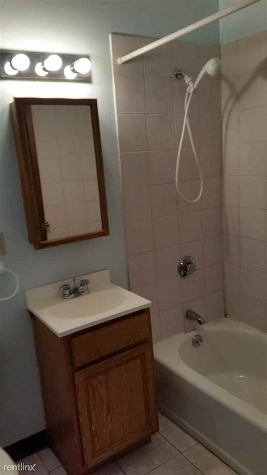 Bulldog Apartments - Photo 2 of 4