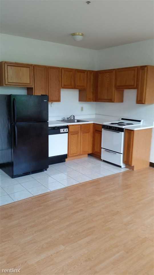 Bulldog Apartments - Photo 3 of 4