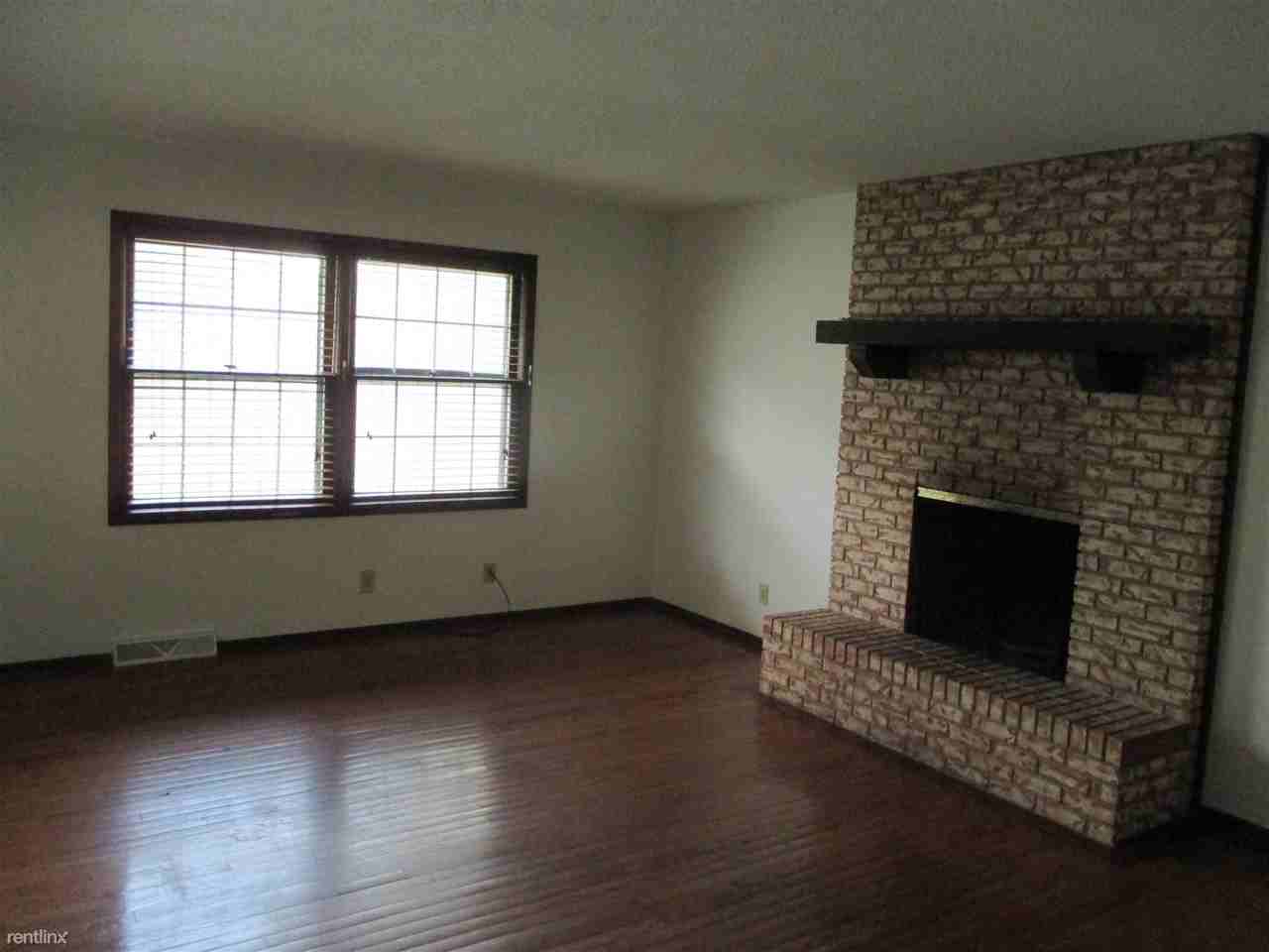 8516 E Arthur Cir - Photo 2 of 19