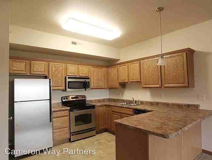 565 Pond View Dr - Photo 2 of 8