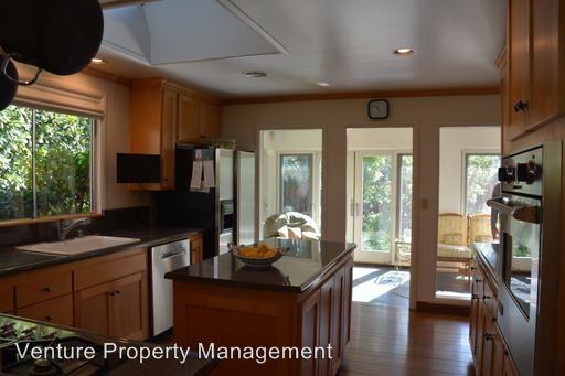 1637 Escobita Ave - Photo 3 of 26