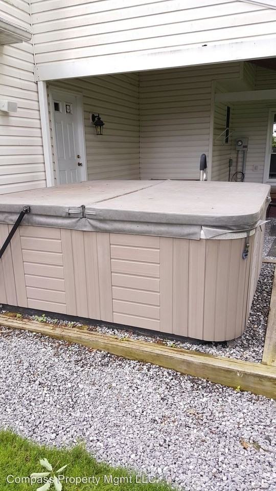 2650 Wood Ln - Photo 3 of 29