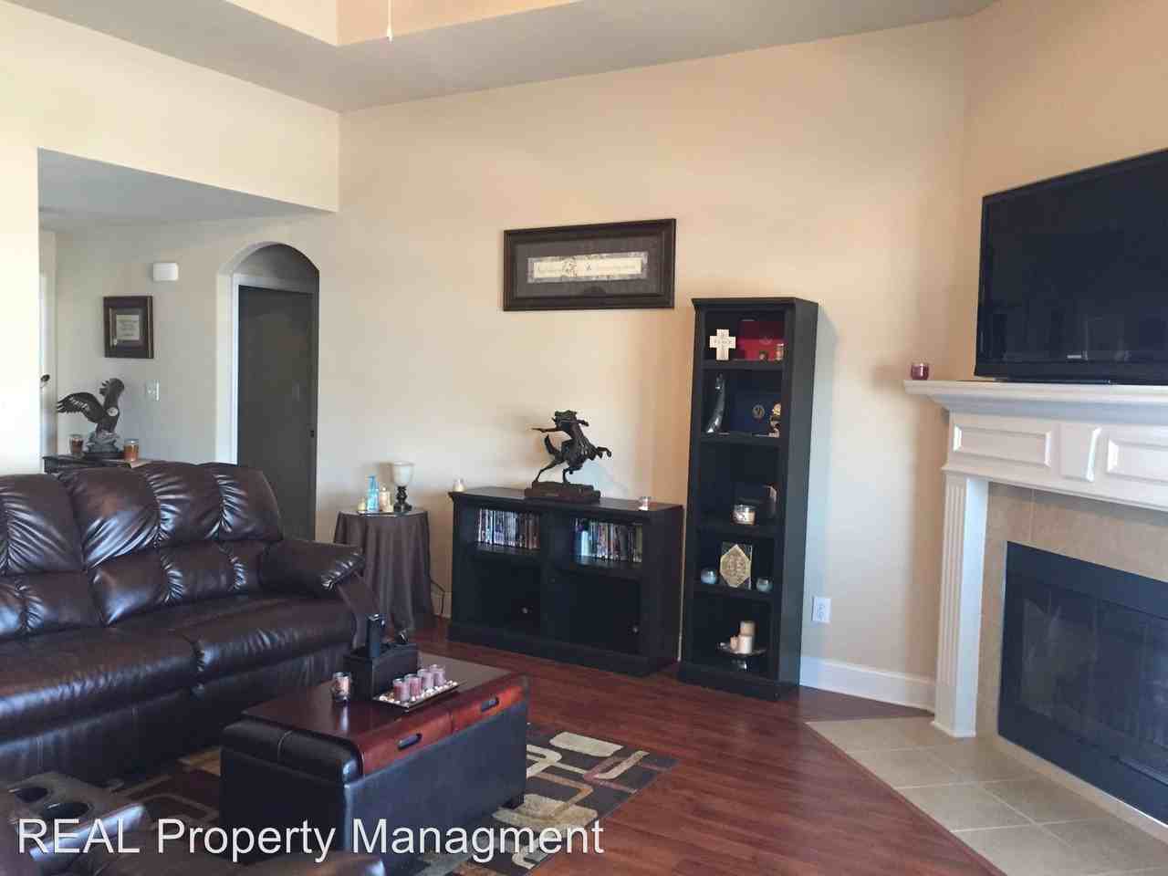 239 Crab Orchard Dr - Photo 2 of 6