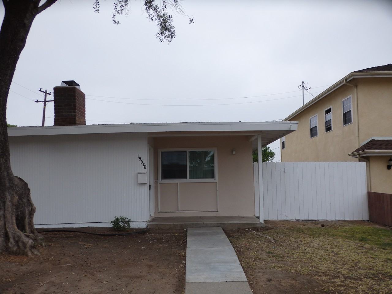 15578 Ashgrove Dr - Photo 2 of 21