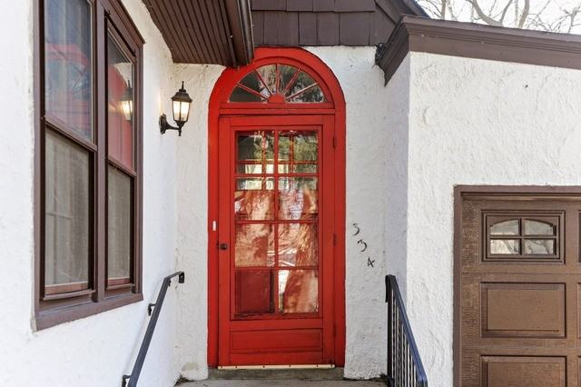 334 Hawthorn Ave - Photo 2 of 20