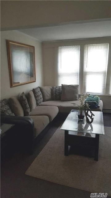 35 Carman Ave - Photo 2 of 13