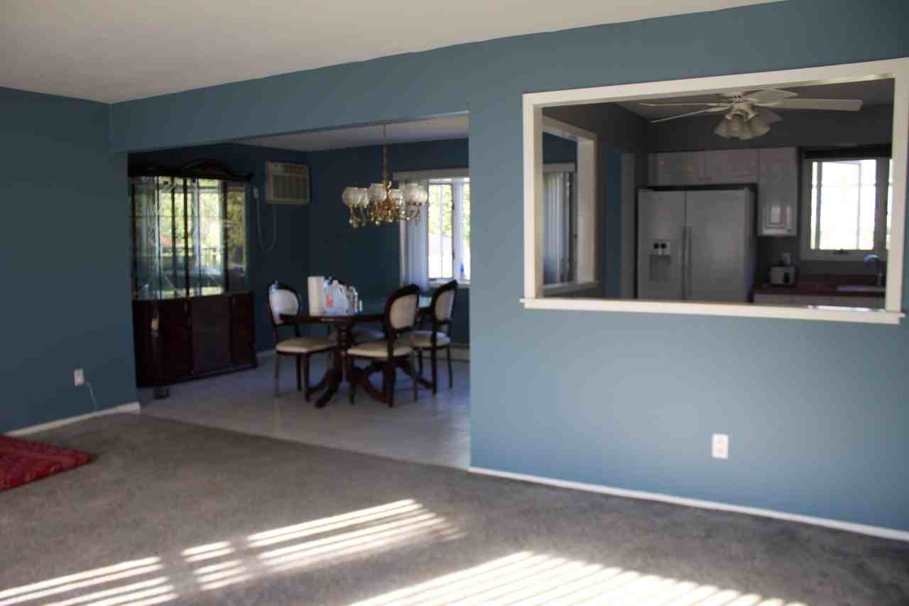 27 Ruth Ave - Photo 3 of 8