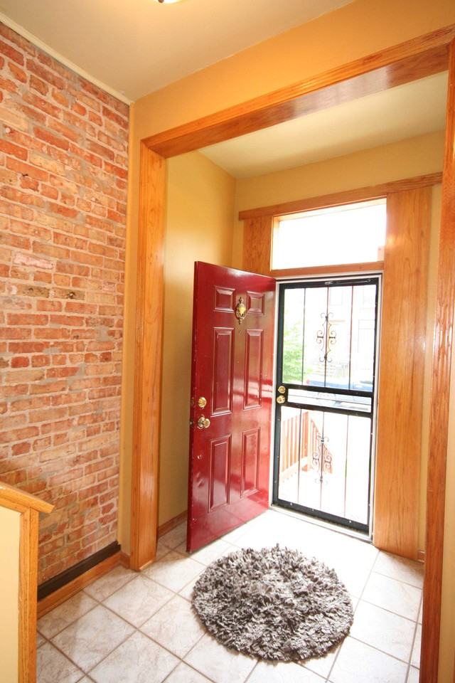 2643 West Maypole Avenue - Photo 2 of 19