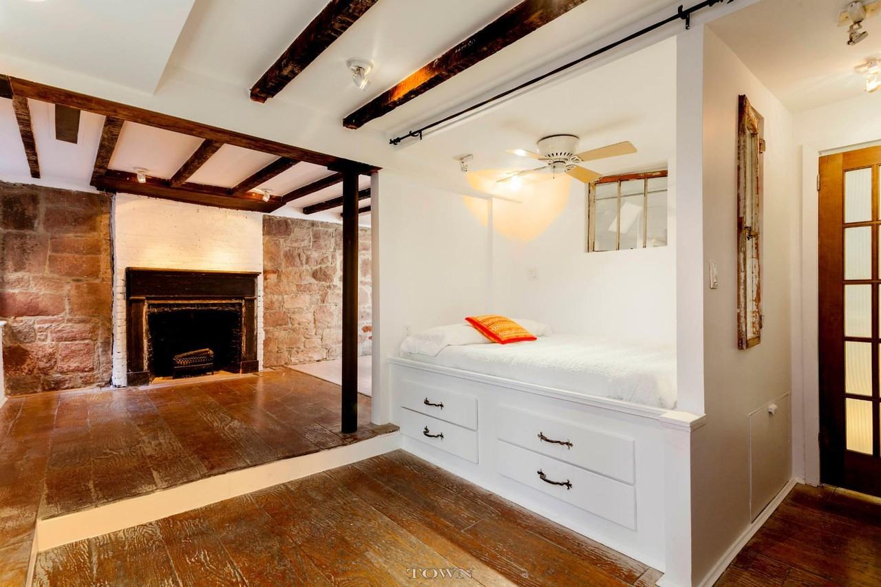 113.5 W 15th St #BEBW - Photo 2 of 7