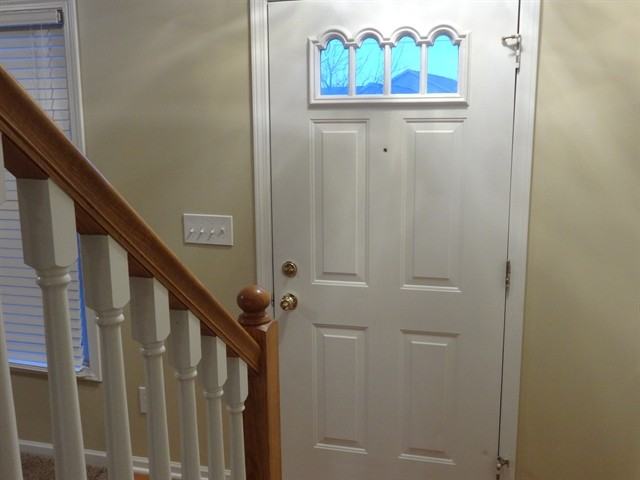 5731 Landsview Dr - Photo 2 of 11