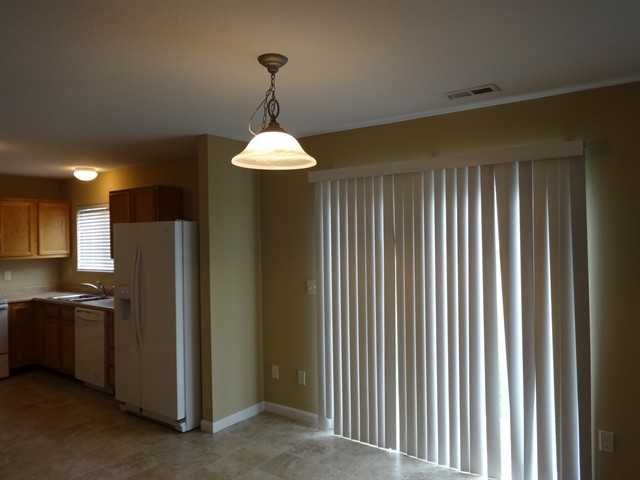 1236 Candora St - Photo 3 of 10