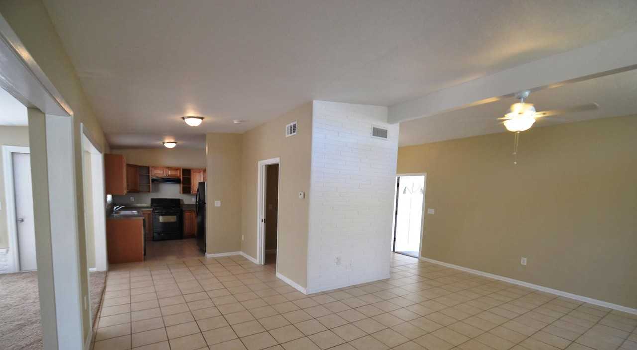 3544 Monica Pkwy - Photo 3 of 5