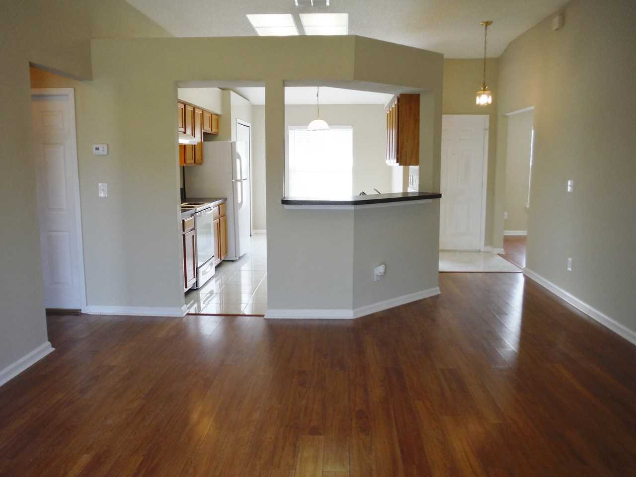 565 Ashcroft Landing Dr - Photo 2 of 10