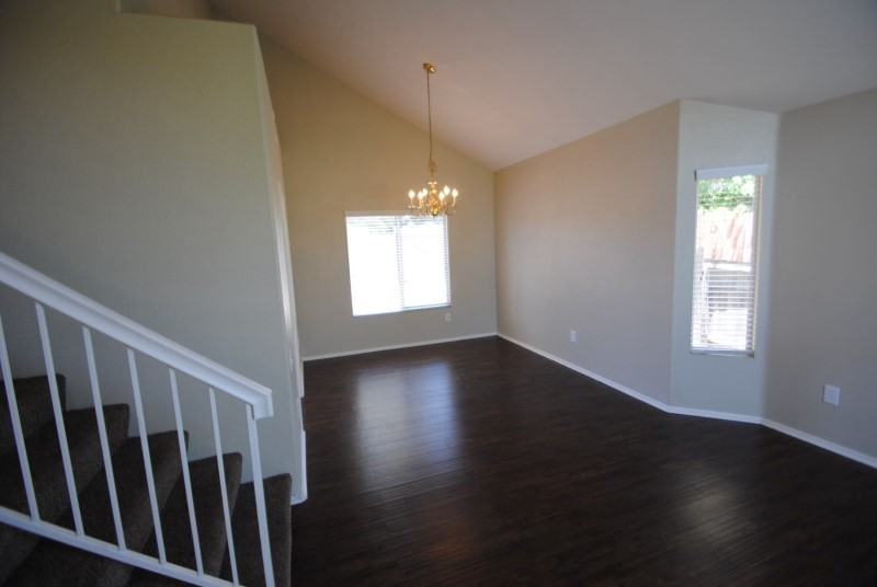 776 Woodcrest St - Photo 2 of 9