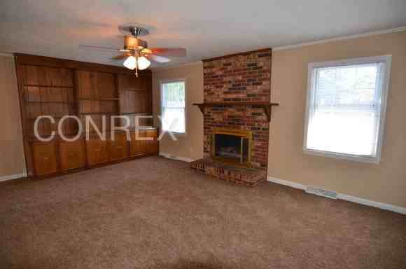 720 Oriole St - Photo 3 of 17