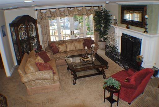 4414 Fairway Dr - Photo 3 of 20